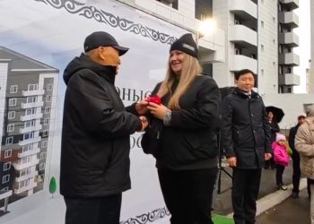 174 семьи отмечают новоселье в Усть-Каменогорске