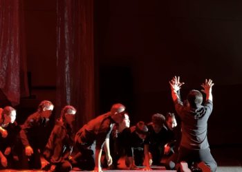 Молодежный театр «Ассамблея жастары» ВКО в Семее представил спектакль на острые социальные темы