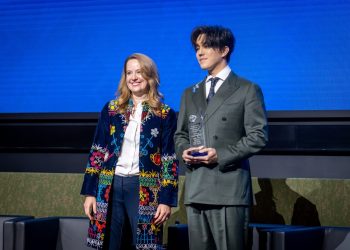 Димаш Кудайбергенов стал глобальным послом доброй воли МОМ ООН