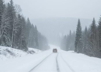 ВКО: по трём направлениям дороги открыты