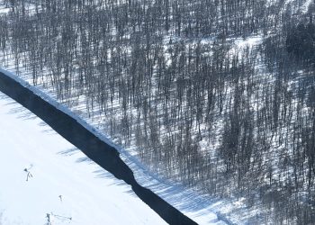 Облет паводкоопасных зон: лавин и угроз подтопления не выявлено