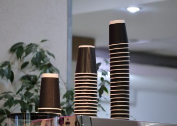 Токаев поручил перезагрузить поддержку малого и среднего бизнеса