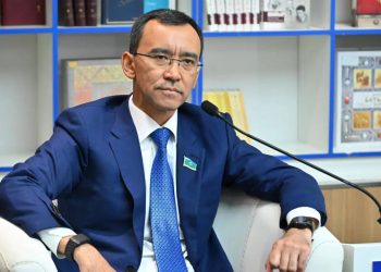 Ашимбаев раскрыл детали новой внешней политики Токаева