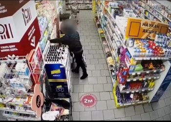 Попались на видеонаблюдении: в Усть-Каменогорске раскрыты магазинные кражи