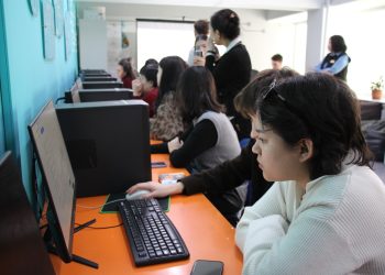 В библиотеке Пушкина в Усть-Каменогорске запустили проект на базе искусственного интеллекта