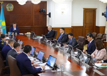 Новая Конституция Казахстана: Правительство обсудило меры по реализации и продвижению