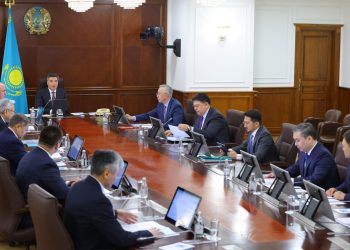 Олжас Бектенов поручил усилить внедрение отечественных технологий в геологоразведке