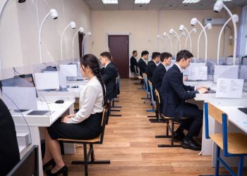 Более 117 тысяч абитуриентов уже сдали мартовское ЕНТ