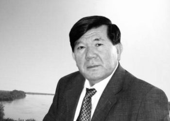 Памяти Мухтара Шаханова: ушёл из жизни символ гражданской поэзии