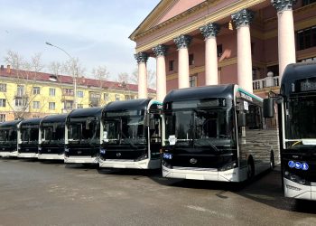 В Усть-Каменогорске начинается переход на экологически чистый общественный транспорт