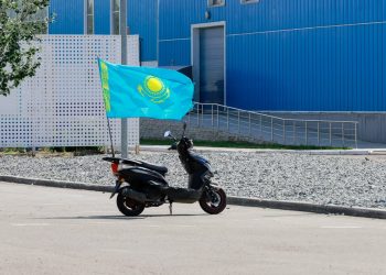 Полиция напомнила правила безопасного управления мопедами