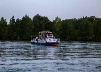 В Усть-Каменогорске 1 мая стартует сезон речных трамваев и фонтанов