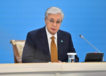 Токаев обозначил курс на ИИ: Казахстан ускоряет цифровую трансформацию