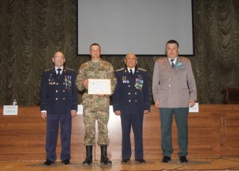 Прокурорский совет солдату: в ВКО прошла встреча ветеранов и военнослужащих