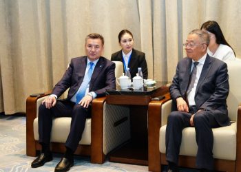 Нурымбет Сактаганов провёл серию стратегических встреч в Китае