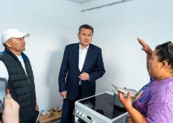 Обращение жителей не осталось без внимания: аким ВКО специально посетил село Кожохово