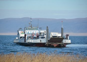 Паромная переправа через Бухтарминское водохранилище перейдет на усиленный режим работы