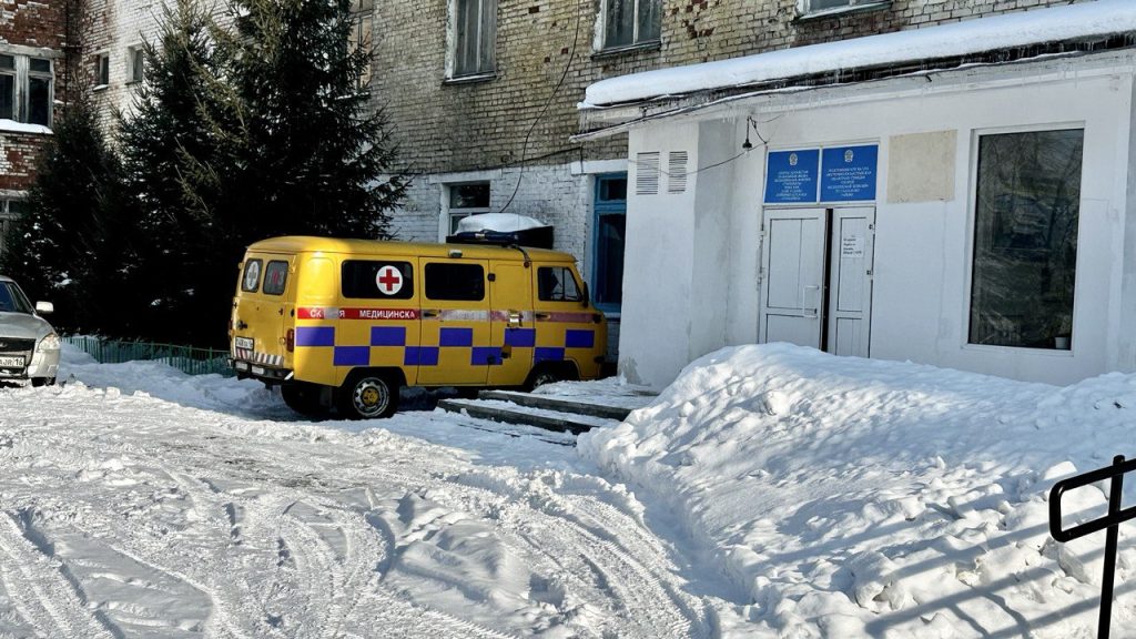 Үңірейген үйлер, тозған аурухана, жұмыссыздық: Асубұлақтың қазіргі тыныс-тіршілігі