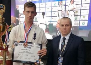 Өскемендік оқушы әлем чемпионатынан жүлделі оралды