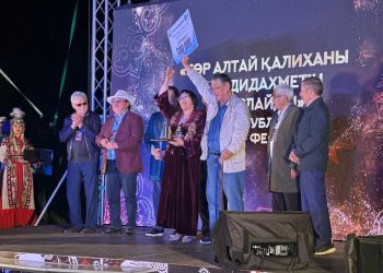 Қарт Алтайдың баурайында поэзия фестивалі өтті