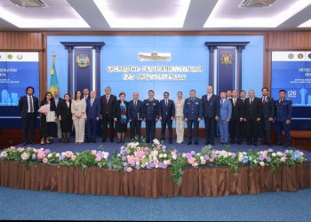 Бас прокуратурада есірткі бизнесінің жаһандық сын-қатерлерін талқылады