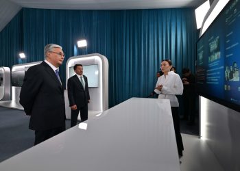 Президент отандық ЖИ жобаларымен танысты