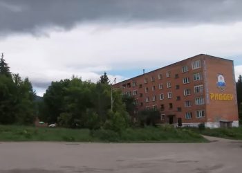 Риддер тұрғыны адамдардың көлігін ломбардқа өткізген