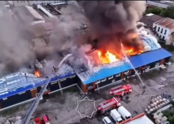 Өскемендегі ғимарат өртіне байланысты қылмыстық іс қозғалды