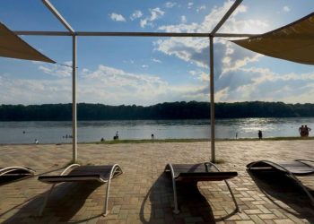 Ағыны қатты, адамдарға қауіпті: Самалдағы жағажай жабылуы мүмкін