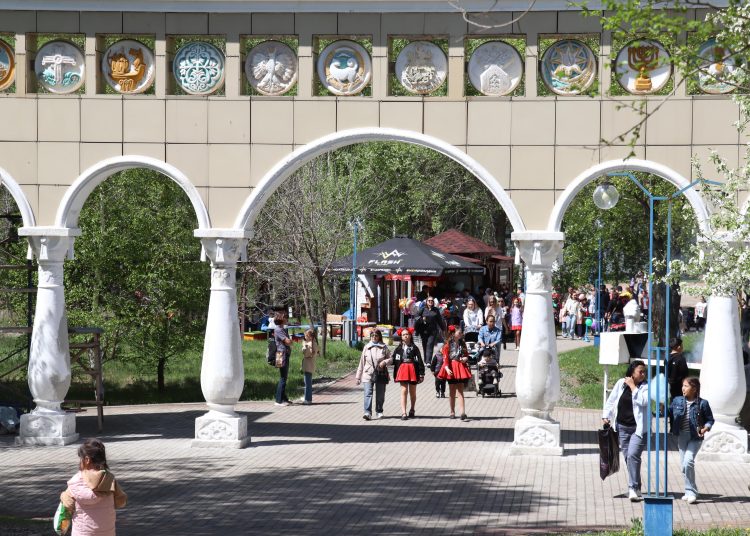 Өскемендіктер Абайдың 180 жылдығын атап өтеді