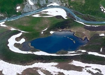 Сел жүру қаупі жоқ: Алтайдың биігінен бақылады