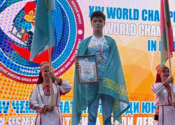Өскемендік жас өрт сөндіруші әлем чемпионатының екі дүркін күміс жүлдегері атанды