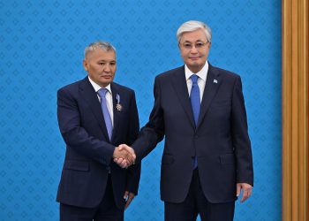 Күршім көпірін салған компания басшысы «Барыс» орденімен марапатталды