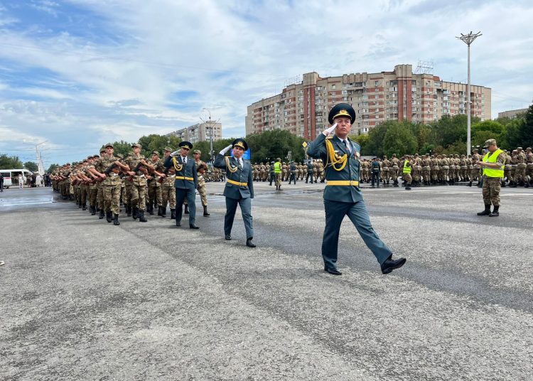 Өскеменде жас сарбаздар әскери ант қабылдады