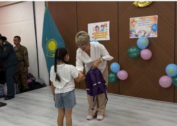 Мектепке жол: әскери қызметшілердің балаларына қолдау көрсетілді