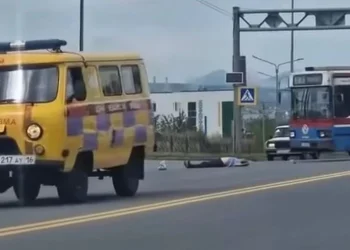 Өскеменде тағы бір жаяу жүргіншіні көлік қағып кетті
