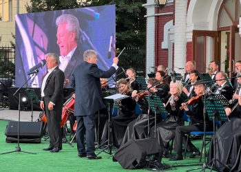 Өскеменде опера кеші өтті