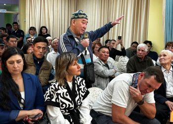 Арматурныйдың халқы әкімнен мектеп салып беруді сұрады