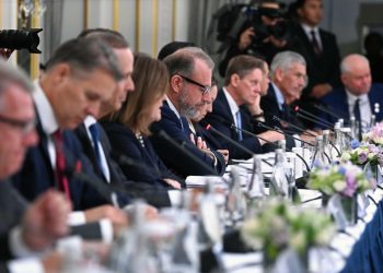 Тоқаев: Қазақстан көлік саласында АҚШ-пен стратегиялық серіктестікті нығайтады