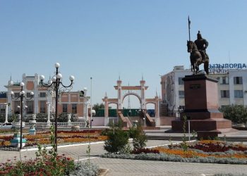 Ақмешіттен Алтайға өнер керуені келеді