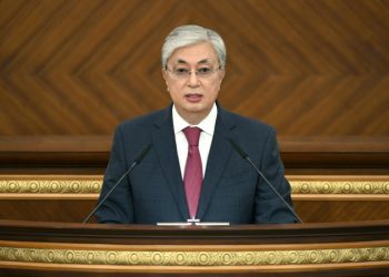 Президент Еңбек күнімен құттықтады