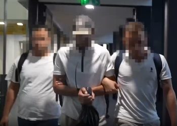 Арзан көлікпен алдаған: алаяқтық істеген Қазақстан азаматы Түркиядан қайтарылды