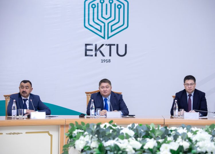 Жыл соңына дейін ШҚО-дағы бес теміржол вокзалы күрделі жөндеуден өтеді