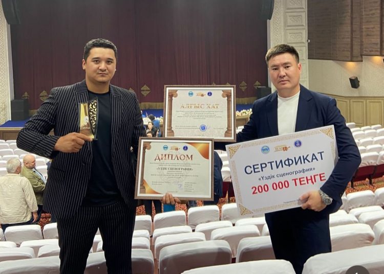 ШҚО драма және оперетта театры халықаралық фестивальде жүлде алды