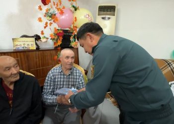 Әскерилер қарттарды қуантты – Өскемен