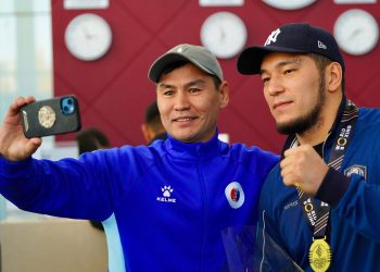 Бокстан әлем чемпионатының жеңімпаздары мен жүлдегерлері елге оралды