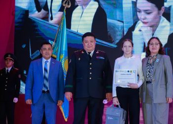 Қаржылық сауаттылыққа қадам: FinIQ диктантының үздіктері марапатталды