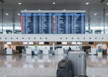 Қою тұман басты: Өскемен әуежайында ұшақтардың ұшып-қонуы кешеуілдеп жатыр