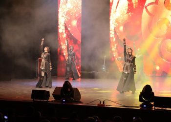 Самарлықтар Өскеменді ән мен күйге бөледі