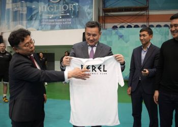 Облыс әкімі «Berel» волейбол клубының жаттығуына барды